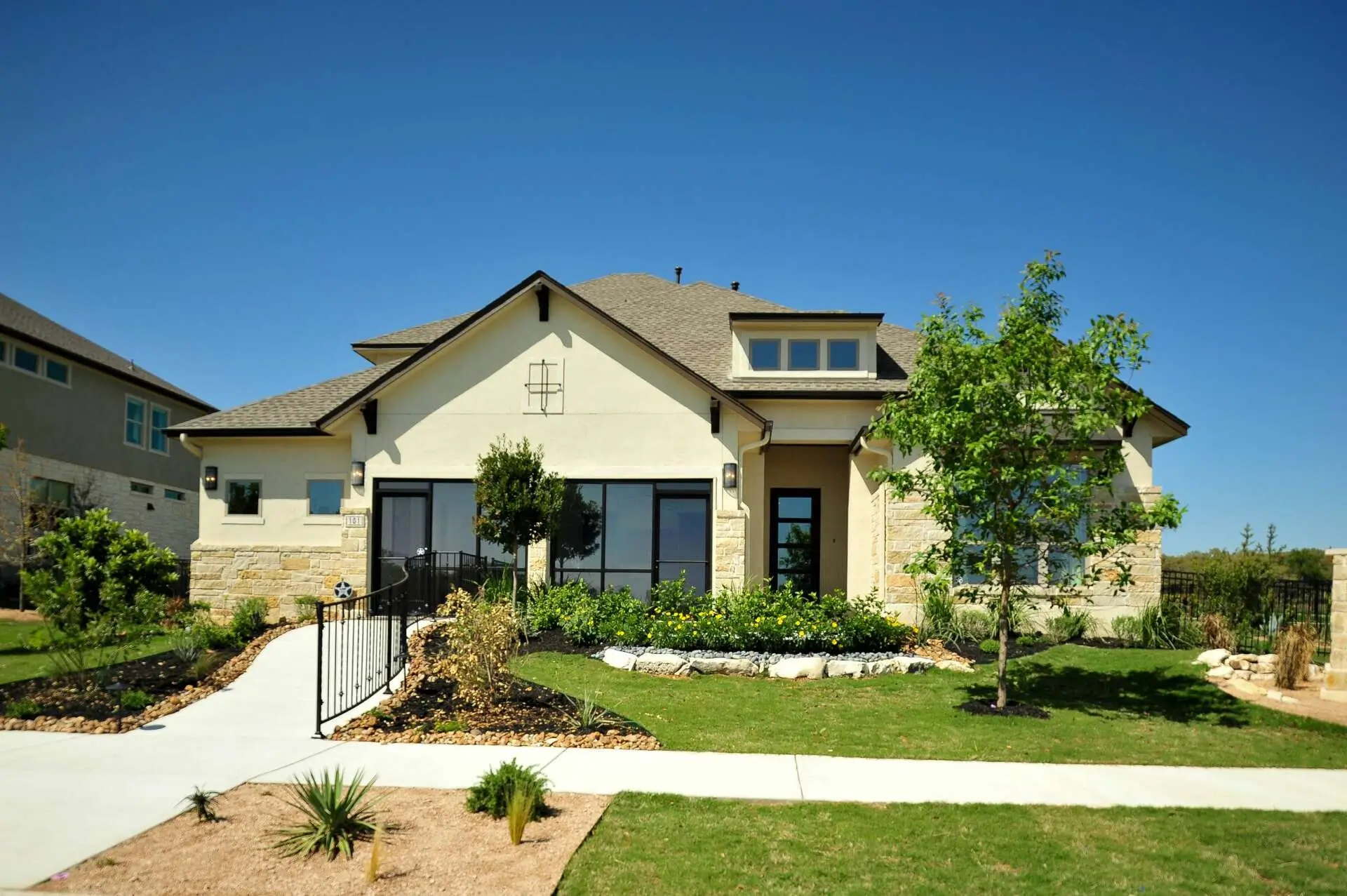 Estate Investment in Club Campestre