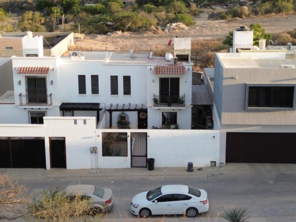 Club Campestre El Tule-Inland:General Pre-construction residence in Rancho Los Tules, Los Cabos. Features 4 bedrooms, each with a full bathroom and walk-in closet, offering privacy and comfort. Enjoy ocean – #28 Chimalpa, San Jose del Cabo, BS