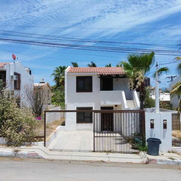 5 C. P.º De Malvarrosa, San Jose del Cabo, BS | Club Campestre For Sale