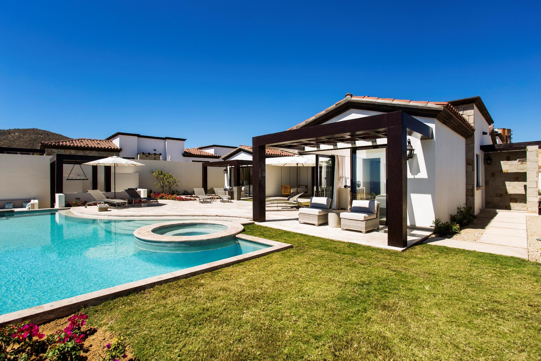 Club Campestre Coronado Espejo 4 bed home plan , this floorplan boasts a great room with vaulted ceilings over the living/dining/kitchen area which looks out over the large covered terrace and the hand-made infinity edge pool beyond. The chefs kitchen with huge island with seating boasts Wolf and Sub-Zero appliances. The master and guest master have large ensuite baths w/ shower and tubs, and also both have ocean – Espejo 4 bedroom estate home, Pacific, BS